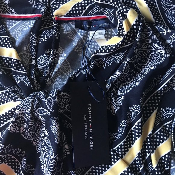 Tommy Hilfiger Printed Sleeveless Blouse - Picture 5 of 7